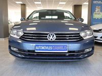 Usado VW Passat Advance 150 CV (110 kW) 2018 Azul Berlina