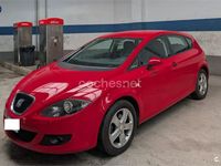 Usado Seat Leon Sport 105 CV (77 kW) 2008 Rojo Utilitario