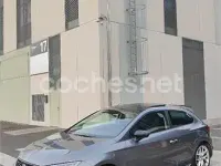 Usado Seat Leon FR 180 CV (132 kW) 2018 Gris / plata Berlina