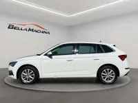 Usado Skoda Scala Ambition 116 CV (85 kW) 2021 Blanco Utilitario