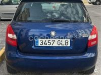 Usado Skoda Fabia 60 CV (44 kW) 2009 Azul Berlina