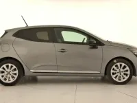 Usado Renault Clio V Evolution 100 CV (73 kW) 2025 Gris pizarra Berlina