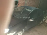 Usado Peugeot 206 70 CV (51 kW) 2003 Negro Berlina