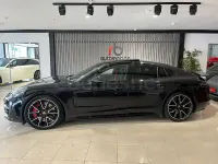 Usado Porsche Panamera Turbo 550 CV (404 kW) 2017 Negro Utilitario