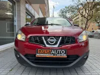 Usado Nissan Qashqai 360º 117 CV (86 kW) 2012 Granate SUV