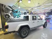 Usado Jeep Gladiator Overland 264 CV (194 kW) 2023 Blanco Pickup/Camioneta