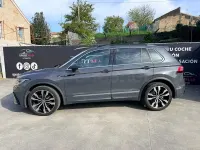 Usado VW Tiguan R-line 150 CV (110 kW) 2021 Gris / plata SUV