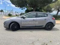 Usado Renault Mégane Dynamique 105 CV (77 kW) 2009 Gris / plata Berlina