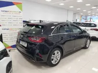 Usado Kia Ceed 120 CV (88 kW) 2021 Negro Utilitario