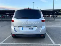 Usado Renault Grand Scénic III Dynamique 130 CV (95 kW) 2013 Gris / plata Monovolumen