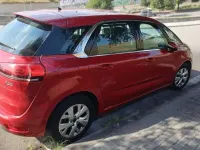 Usado Citroën C4 Feel 99 CV (72 kW) 2017 Rojo Monovolumen