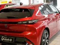 Usado Peugeot 308 Allure 131 CV (96 kW) 2023 Rojo Berlina