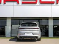 Usado Porsche Cayenne E-Hybrid 470 CV (345 kW) 2023 Plateado SUV