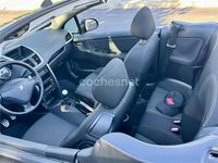 Usado Peugeot 207 CC 120 CV (88 kW) 2011 Negro Descapotable