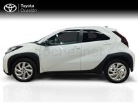 Usado Toyota Aygo X Play 72 CV (52 kW) 2025 Blanco SUV