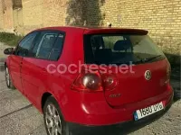 Usado VW Golf IV Highline 105 CV (77 kW) 2006 Rojo Berlina