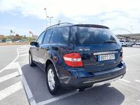 Usado Mercedes ML320 224 CV (164 kW) 2005 Azul SUV