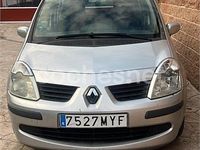 Usado Renault Modus Dynamique 100 CV (73 kW) 2007 Gris / plata Monovolumen