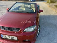 Usado Opel Astra 147 CV (108 kW) 2002 Granate Descapotable