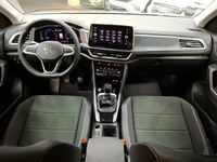 Nuevo VW T-Roc Design 116 CV (85 kW) 2025 Plata pirita metalizado / techo negro SUV