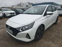 Usado Hyundai i20 101 CV (74 kW) 2022 Blanco Utilitario