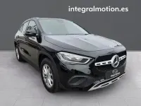 Usado Mercedes GLA180 136 CV (100 kW) 2021 Negro SUV