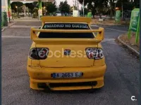 Usado Seat Cordoba Sport 110 CV (80 kW) 2000 Amarillo Berlina