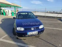 Usado VW Golf IV Highline 115 CV (84 kW) 2000 Azul Berlina