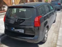 Usado Peugeot 5008 Premium 109 CV (80 kW) 2010 Negro Monovolumen