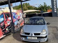 Usado Renault Clio II Authentique 80 CV (58 kW) 2004 Gris / plata Berlina