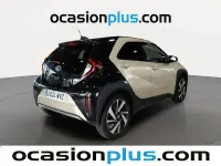 Usado Toyota Aygo X 72 CV (52 kW) 2024 Beige SUV