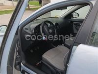 Usado Seat Ibiza Sport 100 CV (73 kW) 2004 Azul Utilitario