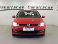 Usado VW Golf VII Advance 116 CV (85 kW) 2018 Rojo Familiar