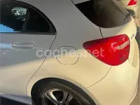Usado Mercedes A180 AMG line 109 CV (80 kW) 2014 Blanco Utilitario