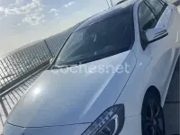 Usado Mercedes A180 Urban 109 CV (80 kW) 2015 Blanco Berlina