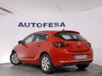 Usado Opel Astra Selective 125 CV (91 kW) 2015 Rojo