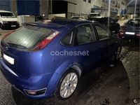Usado Ford Focus Trend 100 CV (73 kW) 2007 Azul Berlina