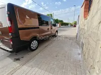 Usado Opel Vivaro 125 CV (91 kW) 2017 Marrón Monovolumen