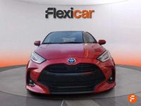 Usado Toyota Yaris Hybrid Active 116 CV (85 kW) 2023 Rojo Utilitario