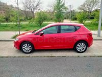 Usado Seat Leon Reference 105 CV (77 kW) 2014 Rojo Berlina