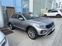 Usado VW T-Roc 150 CV (110 kW) 2025 Gris / plata SUV