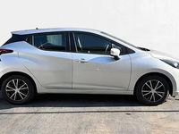 Usado Nissan Micra Acenta 92 CV (67 kW) 2023 Platinum silver (metalizado) SUV