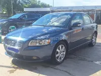 Usado Volvo S40 Kinetic 136 CV (100 kW) 2008 Azul Berlina