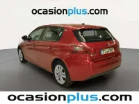Usado Peugeot 308 Active 99 CV (72 kW) 2018 Rojo Utilitario