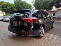 Usado Ford Focus Trend 120 CV (88 kW) 2022 Negro Familiar
