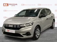 Usado Dacia Sandero Essentiel 91 CV (66 kW) 2024 Gris / plata Berlina