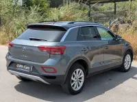 Usado VW T-Roc Life 110 CV (80 kW) 2022 Gris / plata SUV