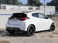 Usado Toyota Yaris 280 CV (205 kW) 2024 Blanco Berlina