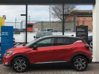Usado Renault Captur Zen 90 CV (66 kW) 2021 Rojo nnp negro gne SUV
