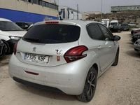 Usado Peugeot 208 Roland Garros 99 CV (72 kW) 2017 Gris Utilitario